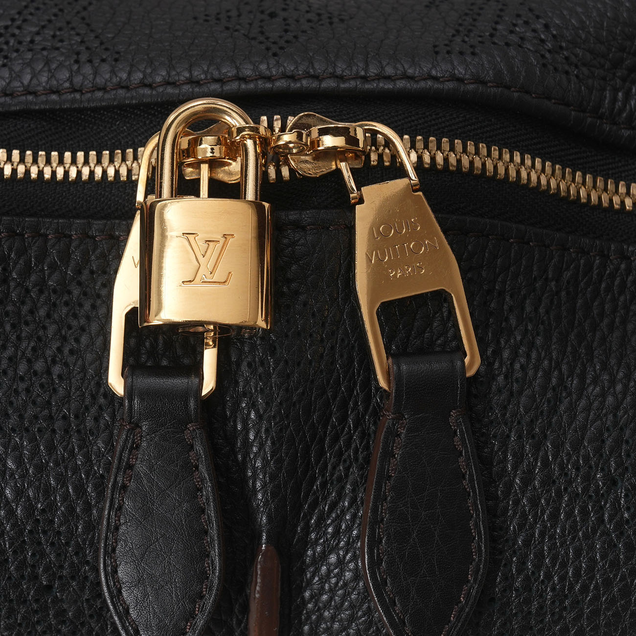 LOUIS VUITTON(USED)루이비통 M93987 마히나 셀렌 호보 숄더백 MM